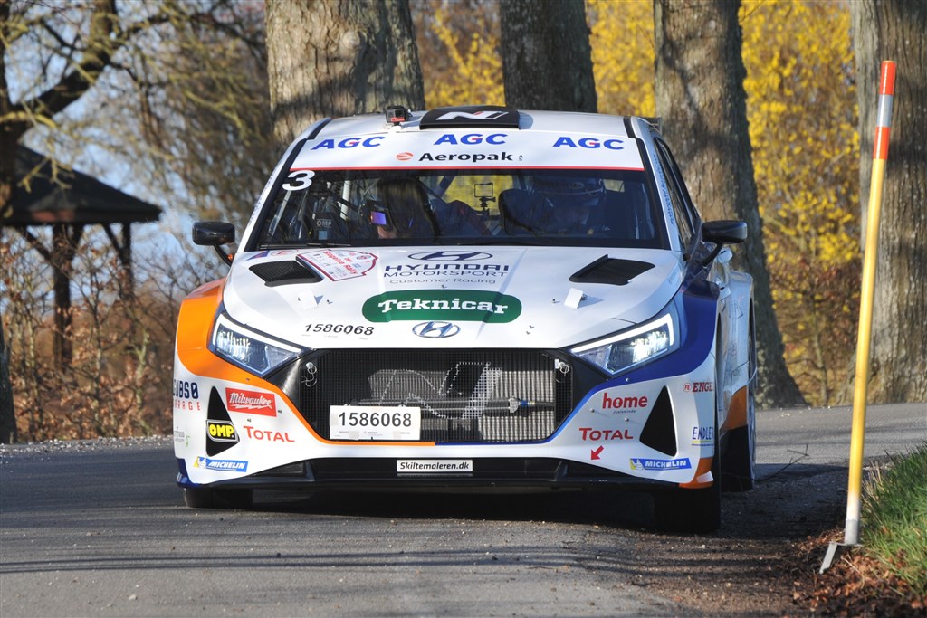 Jeg ændrer ikke det store på opsætningen for det er jo ikke min egen bil, siger Ib Kragh om forberedelserne til weekendens Anderup El Rally.